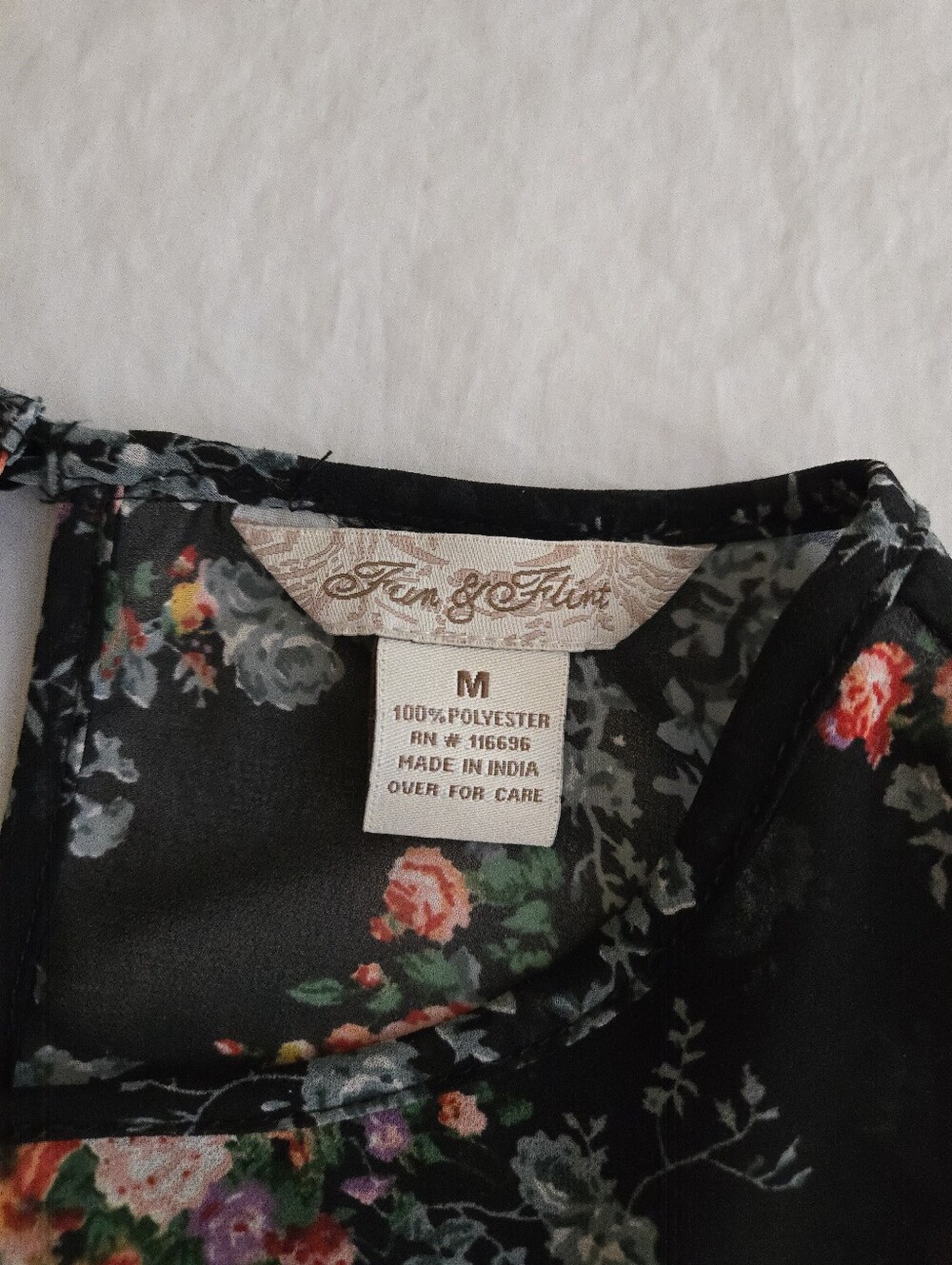 Fun & Flirt Black Sheer Floral Long-Sleeve Lace-Trim Cropped Blouse EB4 - Picture 2 of 9